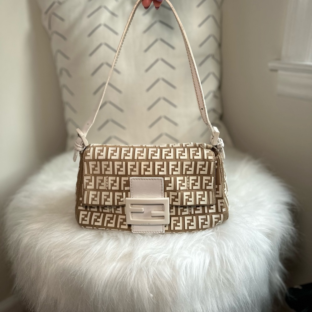 Fendi Baguette